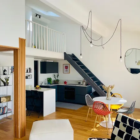 아파트 T2 Duplex Chartrons Avec Parking