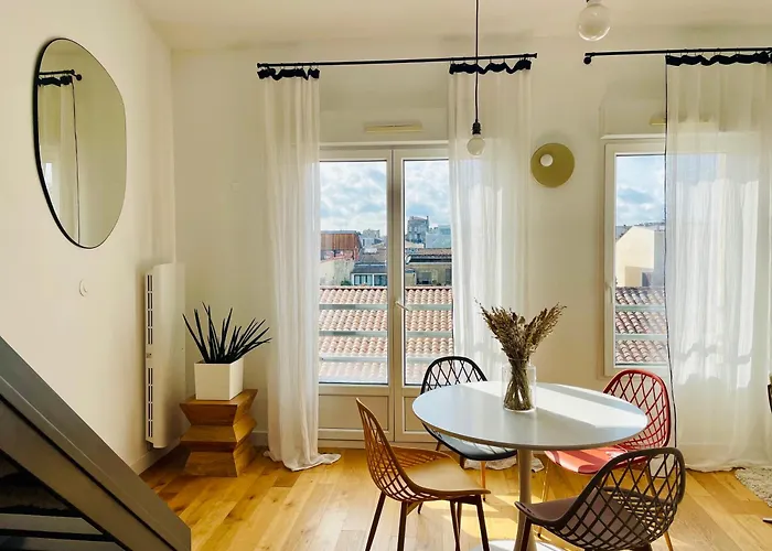 T2 Duplex Chartrons Avec Parking Lejlighed