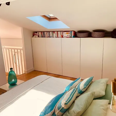 Lejlighed T2 Duplex Chartrons Avec Parking